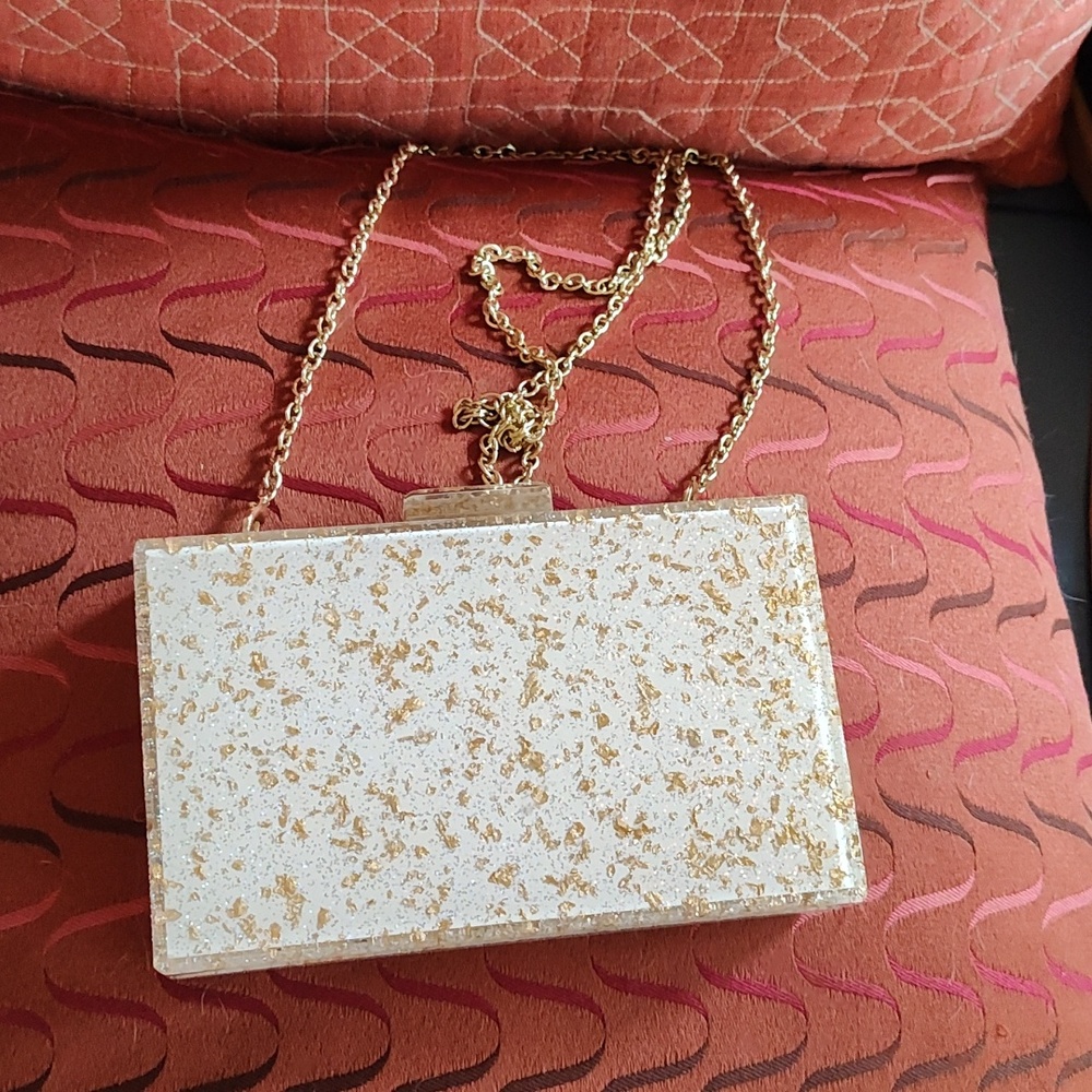 Unusual box bag